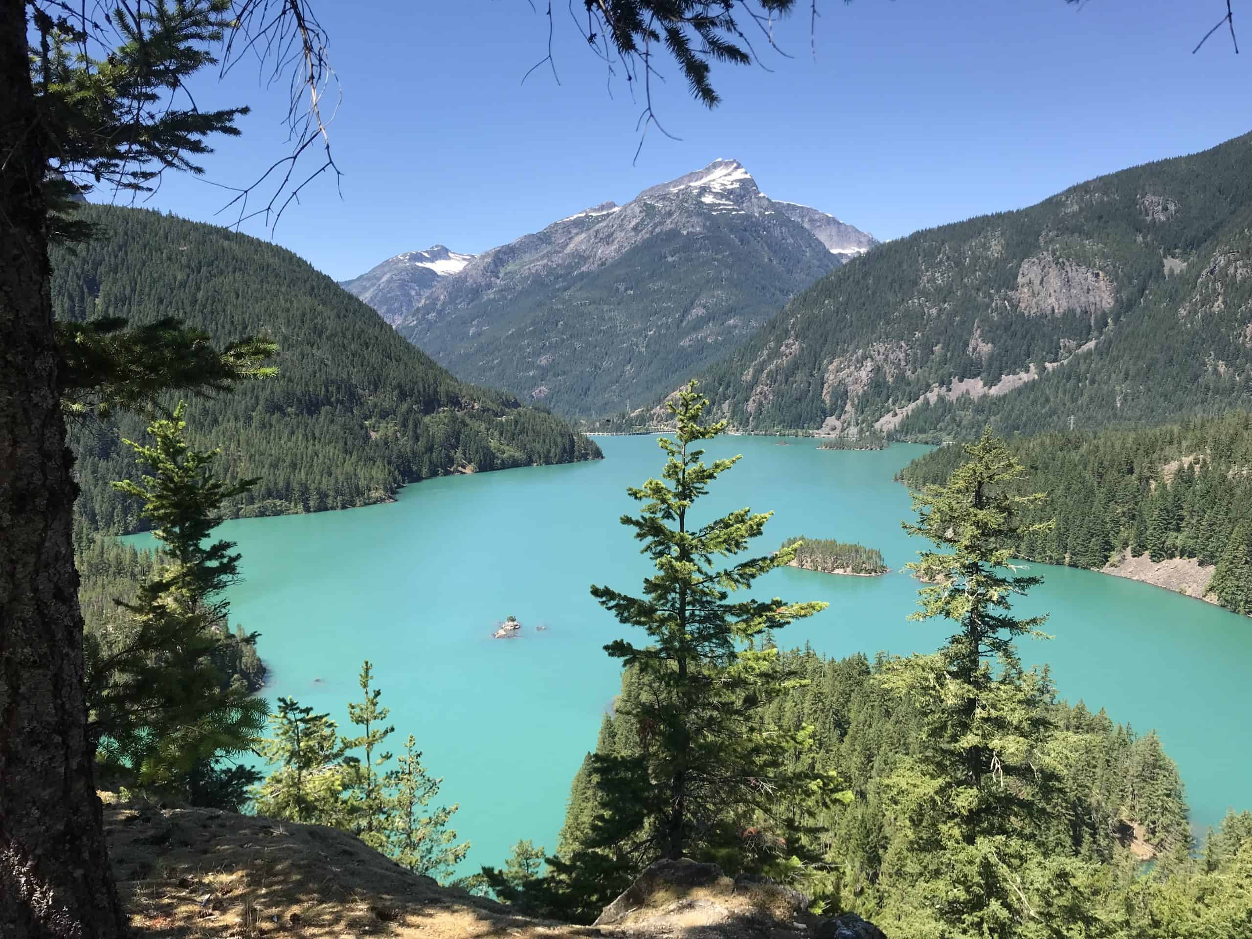 Diablo Lake lookout in the North Cascades National Park, no hiking required
